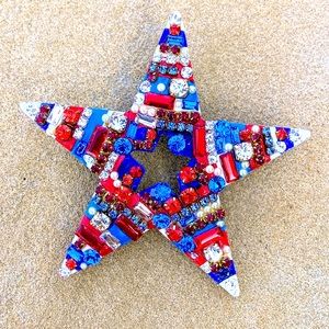 Michal Nolan 4th of July Brooch New in Box